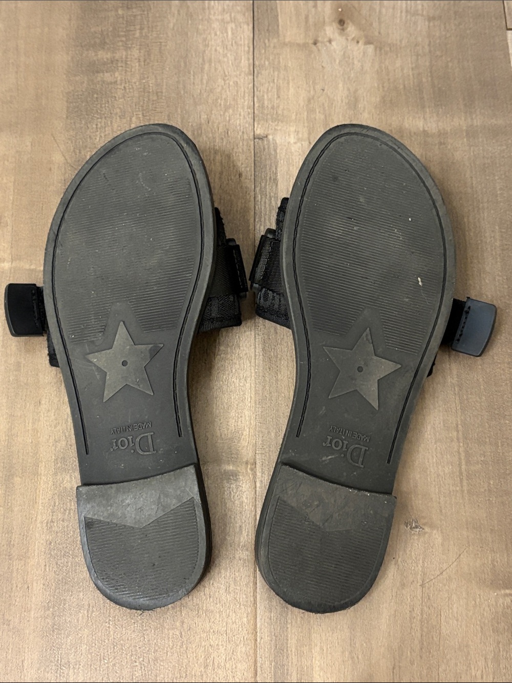 Dior Women’s Black Dior Oblique Logo Slide Sandals - Picture 3 of 3